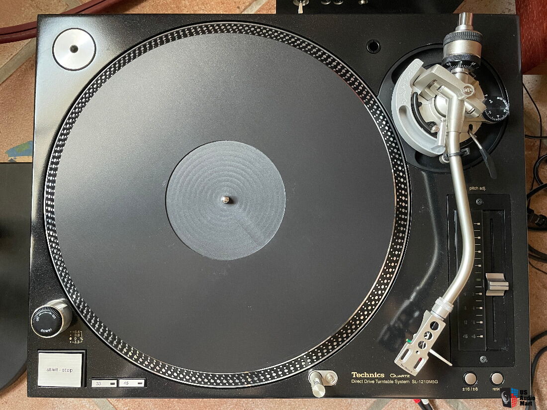 Technics SL-1210 M5G Anniversary Edition with KAB damper and Achromat