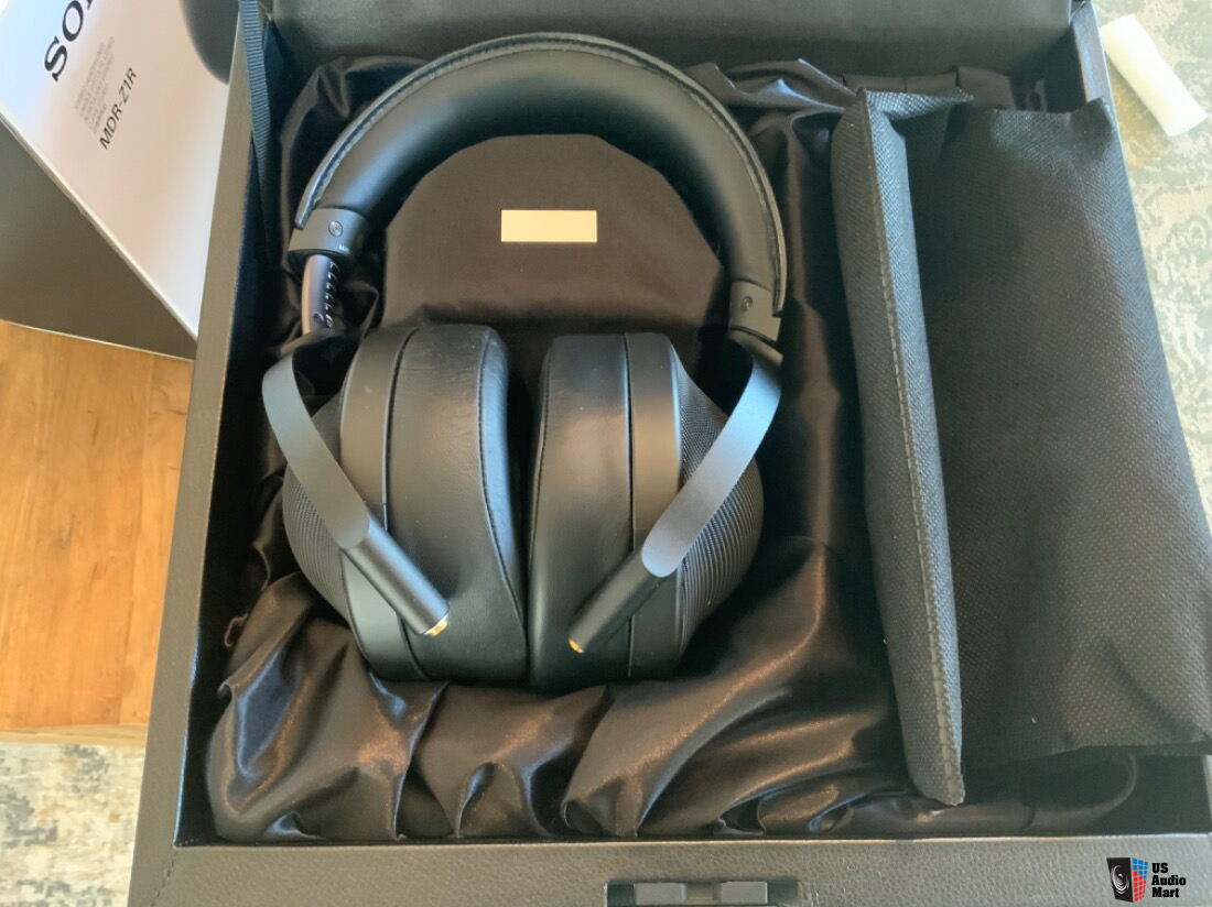 Sony MDR-Z1R Headphones/Sony MUC-B20SB1 Kimber Cable For Sale - US