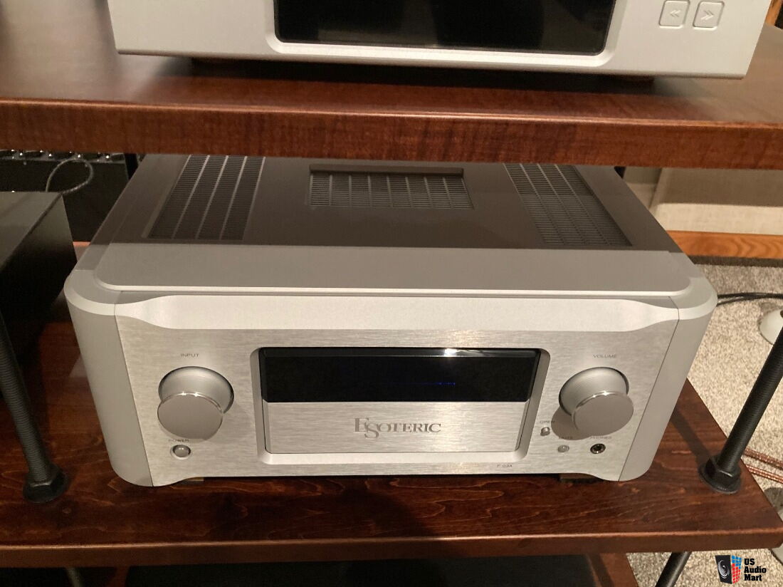 Esoteric F-03A Class A integrated Amplifier with ES link For Sale