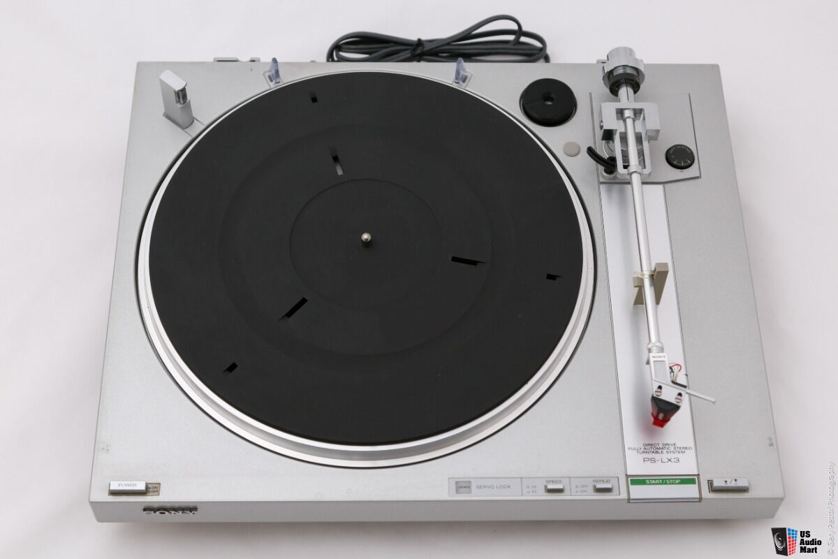 Sony Direct Drive Fully Automatic Stereo Turntable PS-LX3 For Sale