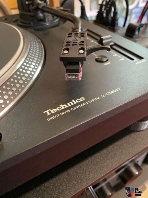 Technics SL-1200MK7