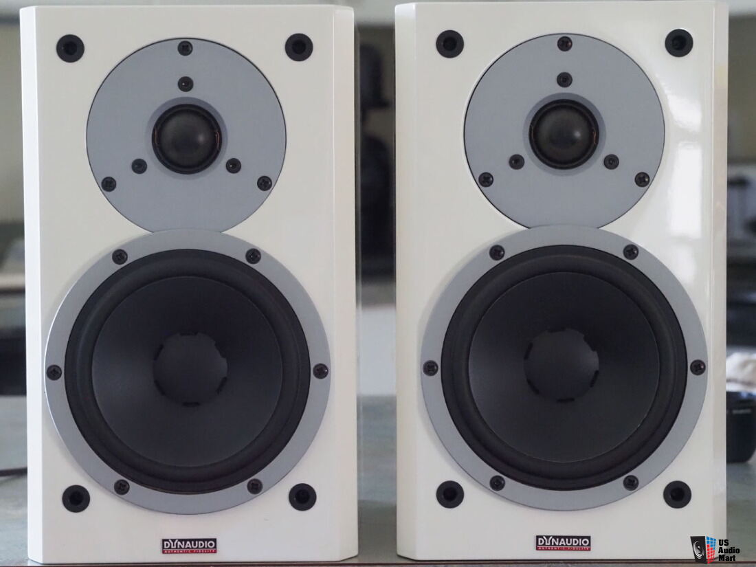 Dynaudio Excite X12 High Gloss White & Dynaudio Stand 3X For Sale