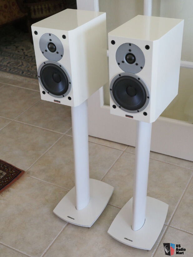 Dynaudio Excite X12 High Gloss White & Dynaudio Stand 3X For Sale