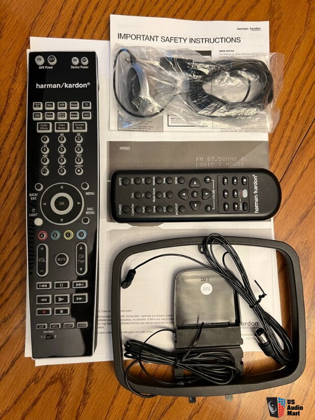 Harman Hardon AVR 3700 7.2 WiFi Receiver Photo 4556485 US