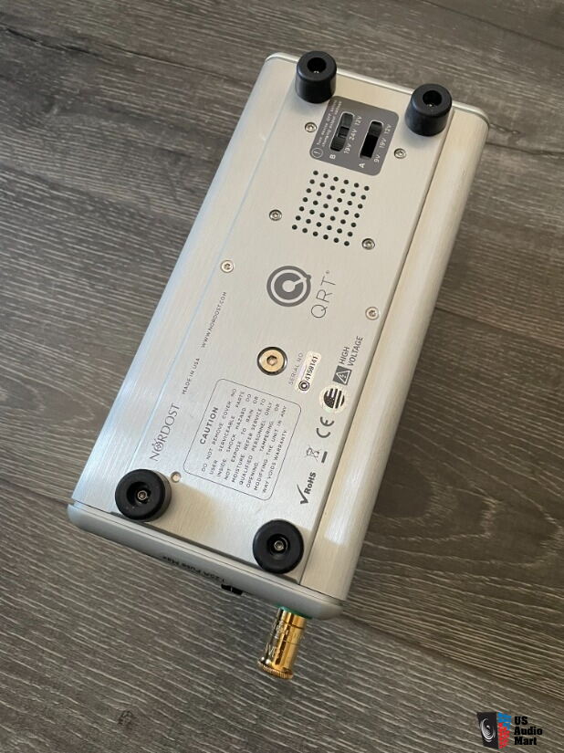 Nordost Qsource Linear Power Supply Photo 4560462 US Audio Mart Nordost qsource linear power supply photo 4560462 us audio mart