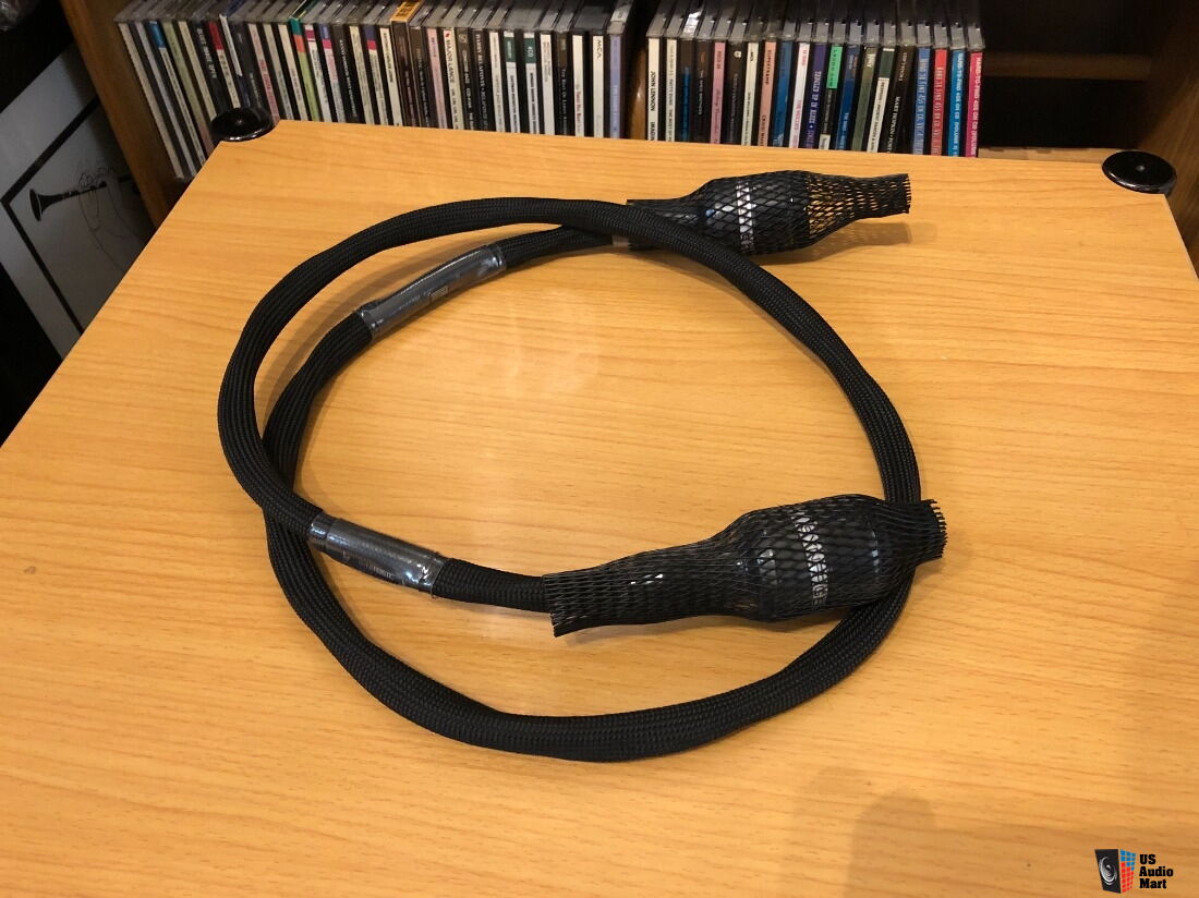 Synergistic Research (AC Products, Accessories, HIFI, New) Synergistic Research Foundation XL 12awg 5ft - Magasin Audio-Vidéo-HiFi