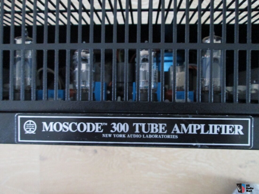 Moscode 300 Classic Tube Hybrid Amplifier Photo #4747388 - US Audio Mart