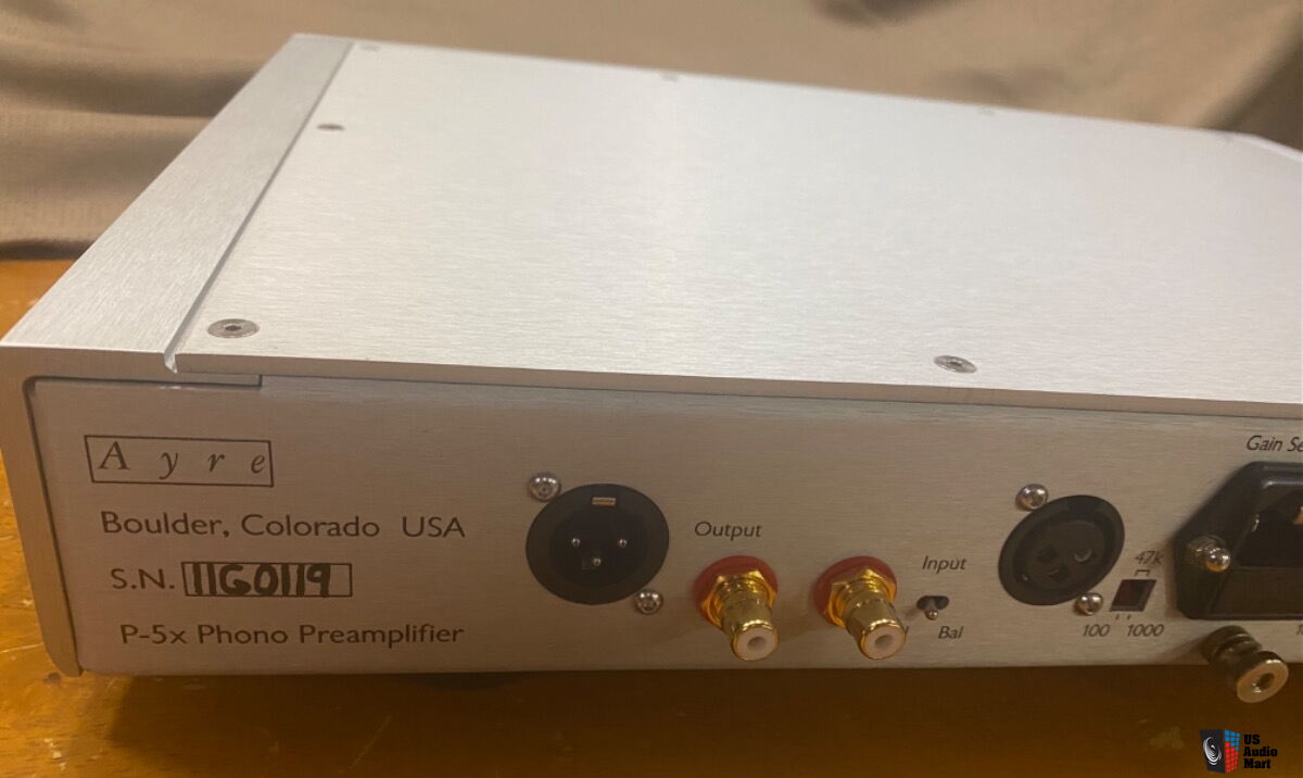 Ayre P5xe Balanced MM/MC Phono Preamp XLR in and out Photo 4912877