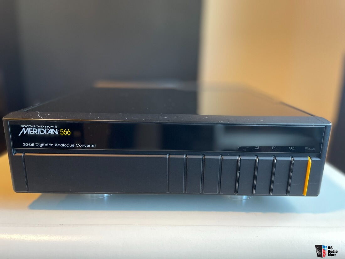 Meridian CDT 500 and DAC 566 24 BIT with Remote Photo #4929883