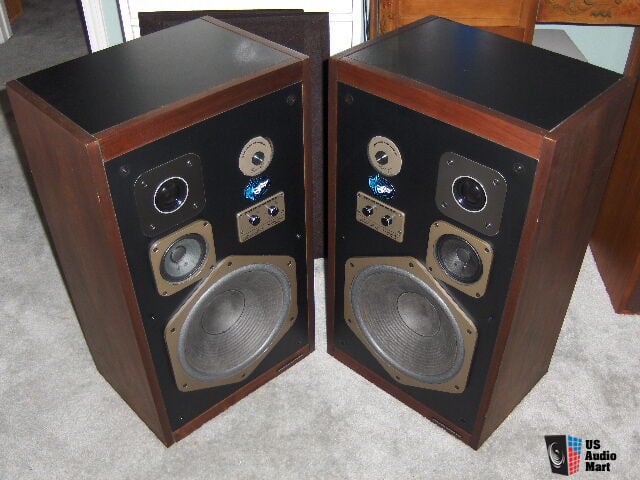 marantz m10 speakers