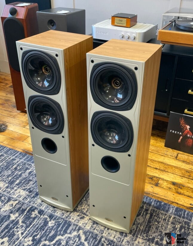 Tannoy Saturn S8 Tower Speakers in 