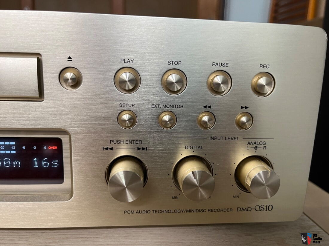 Denon DMD-S10 minidisc deck player (Priced to sell) Photo #5094884