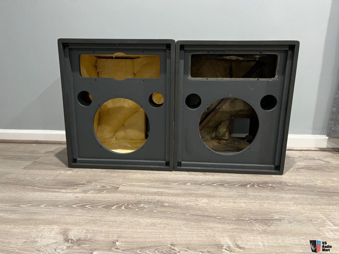 Vintage Altec 9849-8A monitor Cabinets Pair For Sale - US Audio Mart