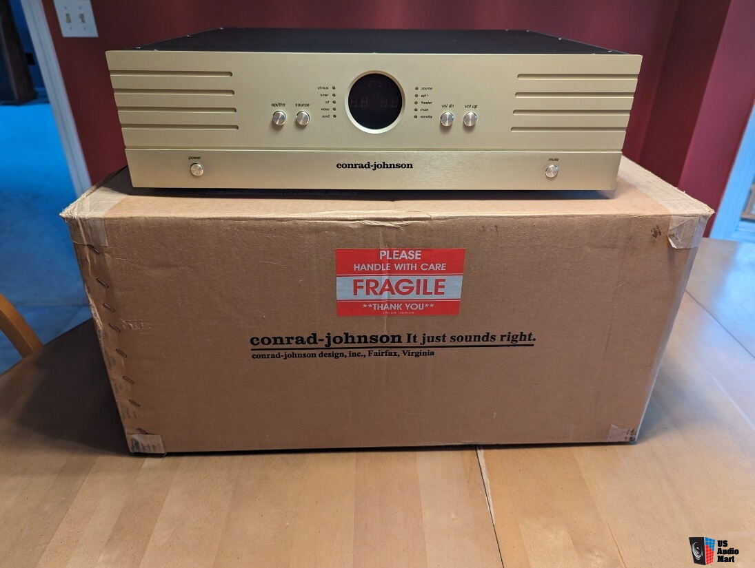 Conrad Johnson ET5 Tube Preamplifier