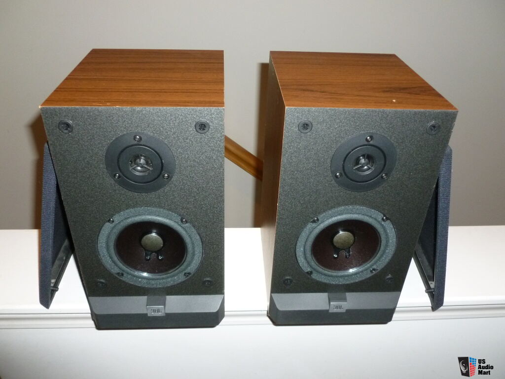 jbl p10 bookshelf speakers