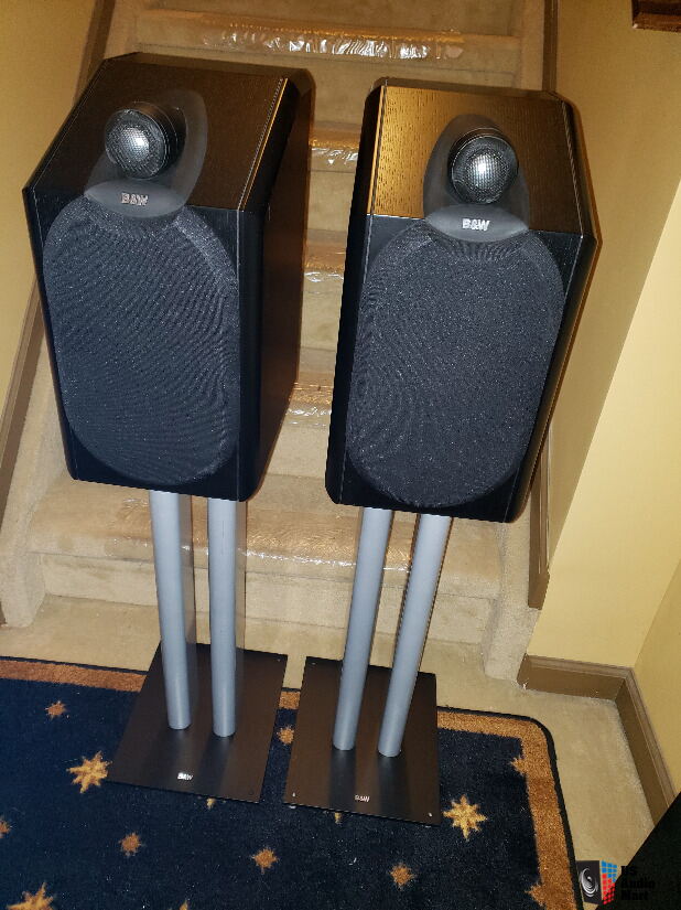 B&W 705 S1 speakers in black ash with FS-CDM silver black speakers