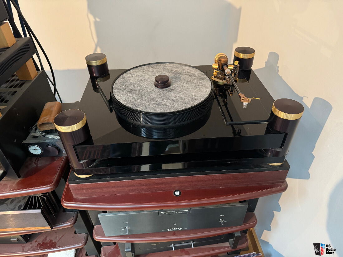 Basis Debut Gold with Vacuum Platter, Graham 1.5 Tonearm ...