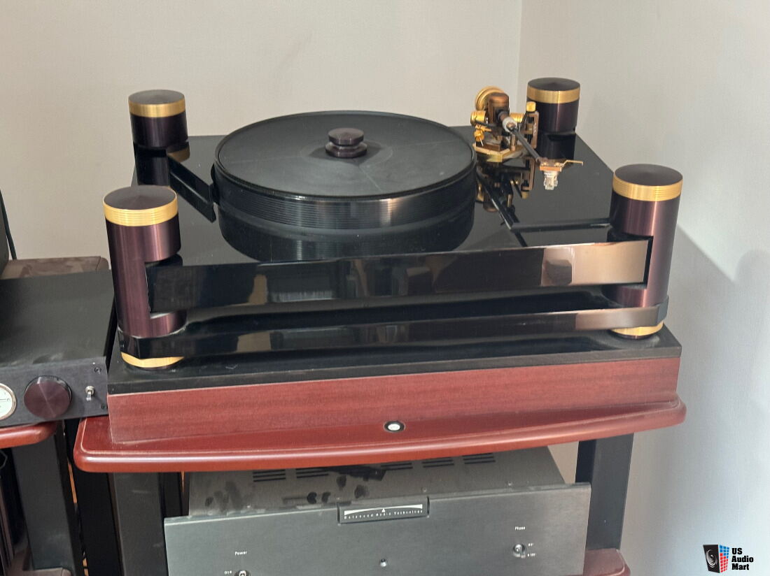 Basis Debut Gold with Vacuum Platter, Graham 1.5 Tonearm ...
