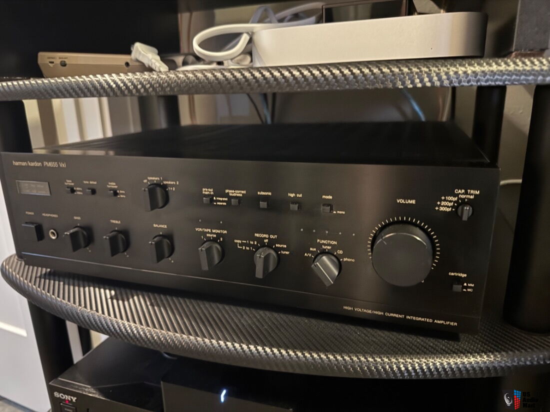 harmon-kardon-pm655-vintage-int-amp-black-for-sale-canuck-audio-mart