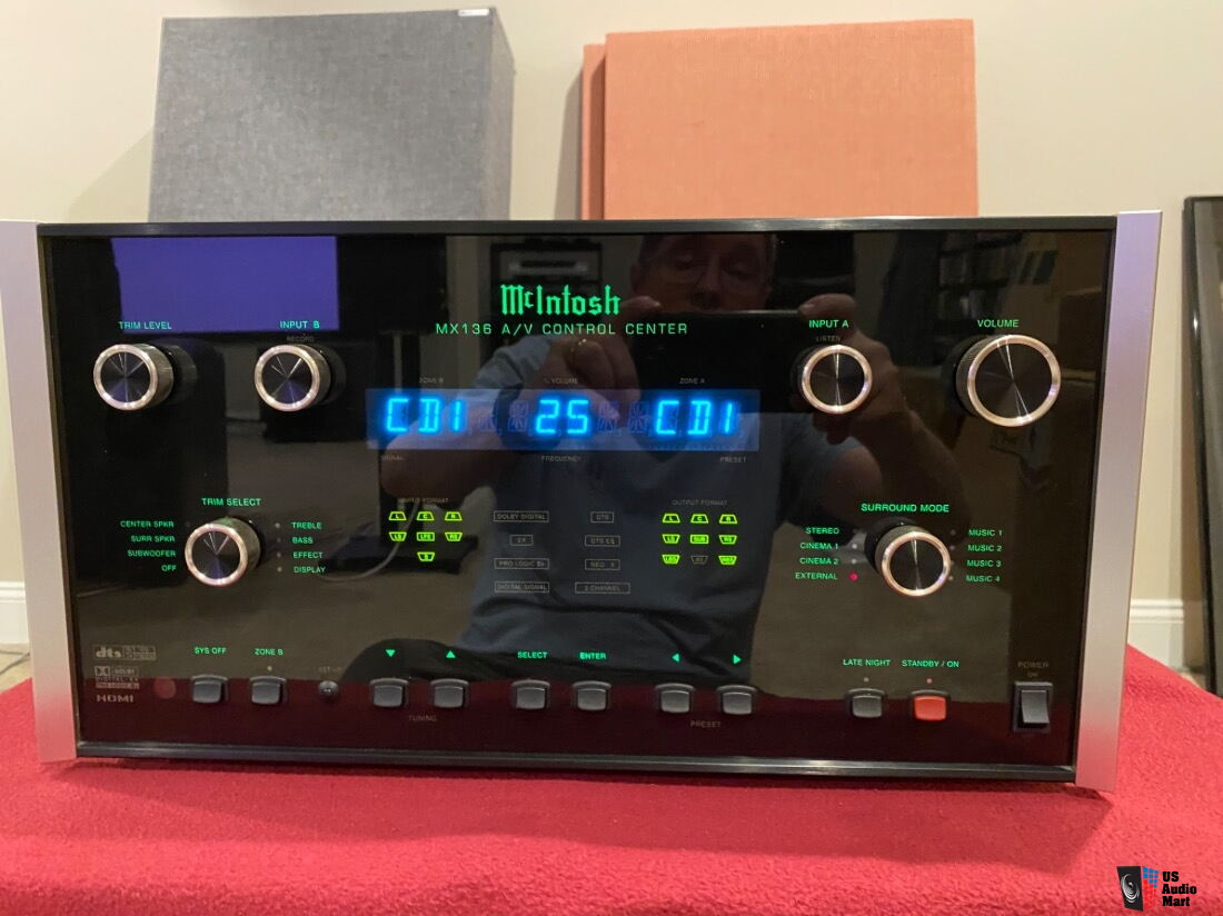 McIntosh MX136 Audio / Video Control Center Photo #5497305 - US Audio Mart