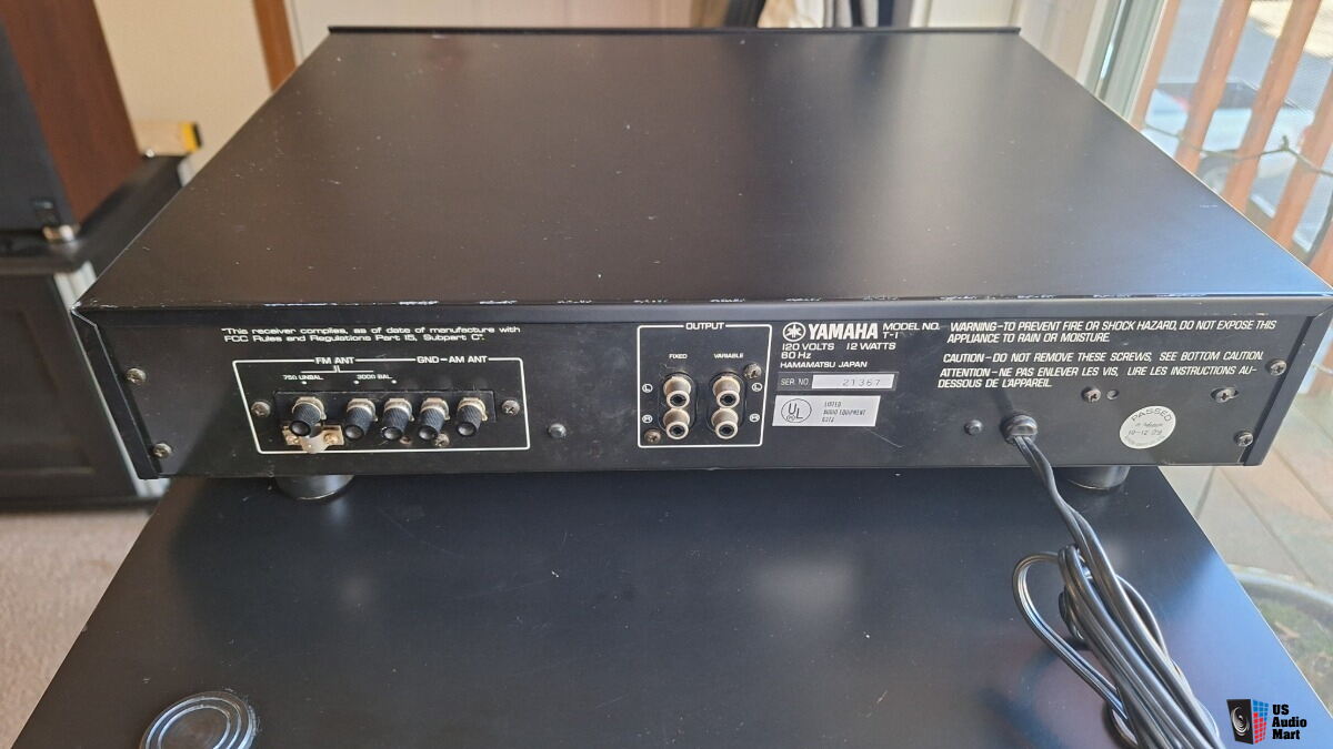 Yamaha T-1 analog AM/FM tuner Photo #5505739 - US Audio Mart