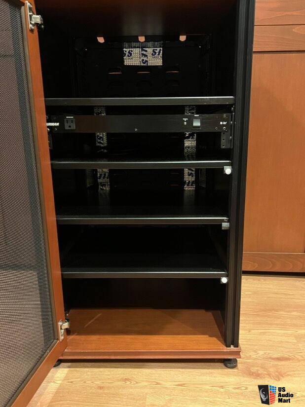 Salamander Designs Synergy Rack 402 Photo #5671134 - US Audio Mart