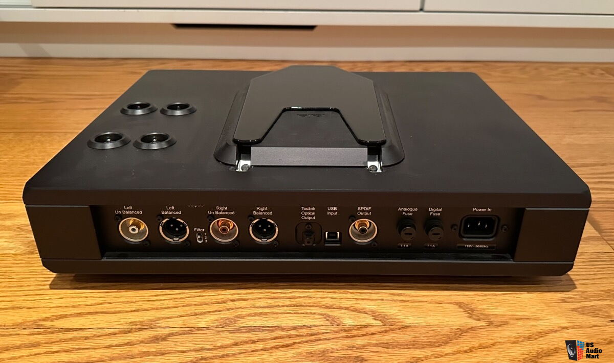 Rega Isis Valve Reference CDP excellent Photo 5672951 US Audio Mart rega-isis-valve-reference-cdp-excellent-photo-5672951-us-audio-mart