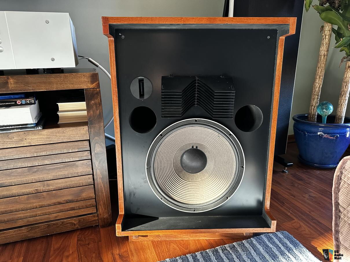 JBL 4320 studio monitors upgraded to 4333 For Sale - US Audio Mart