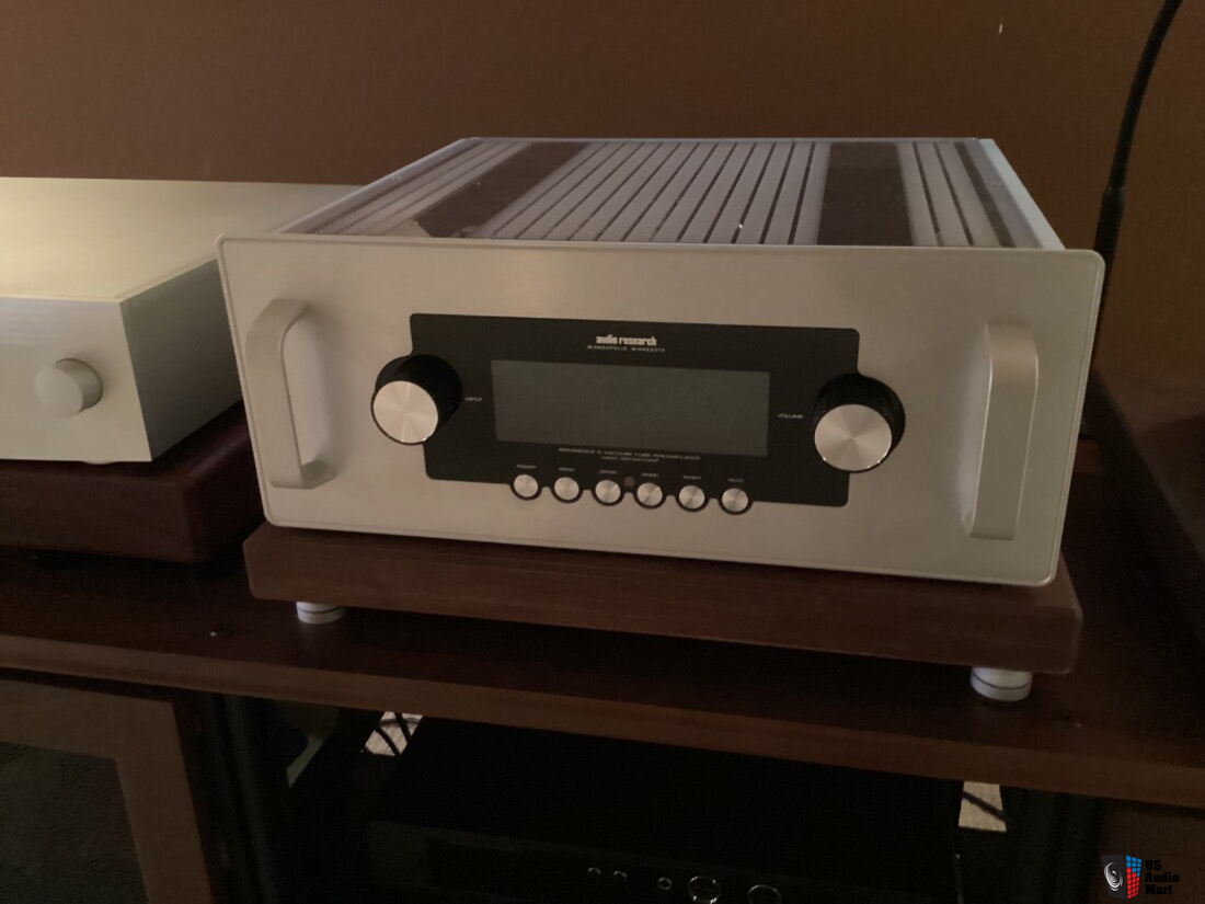 Audio Research Ref 6 preamp - Over 50% OFF - Less than 1 yr old ...