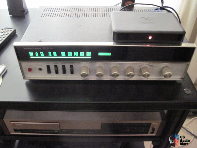 Harman Kardon 230 Stereo Receiver Photo 