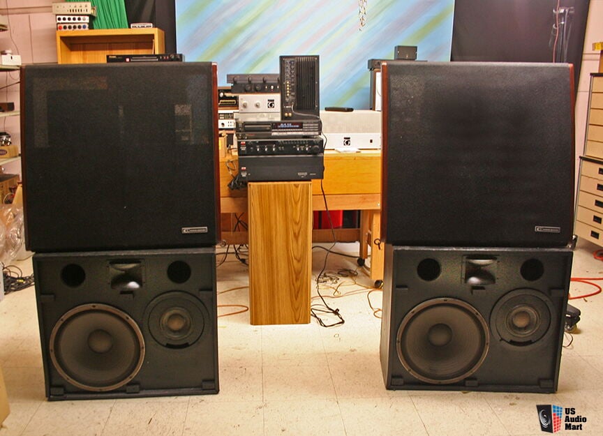 Electro Voice 3 Way P115 3 Speaker Cabinets Photo 822021 Uk Audio Mart 