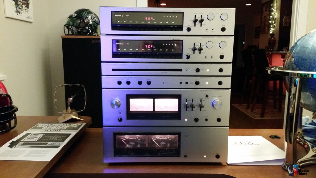 Luxman 5T50 Frequency Synthesized FM Tuner • One of the Laboratory